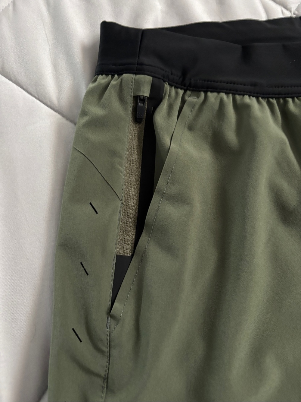 Ten Thousand 9” Interval Short Unlined Dark Green - Picture 4 of 7